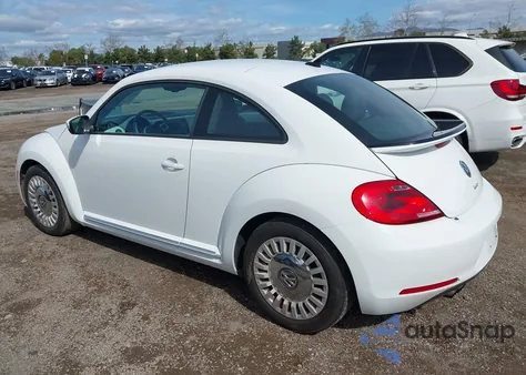 2016 Volkswagen Beetle 1.8T Se z USA, uszkodzony, nr VIN 3VWJ17AT9GM612334